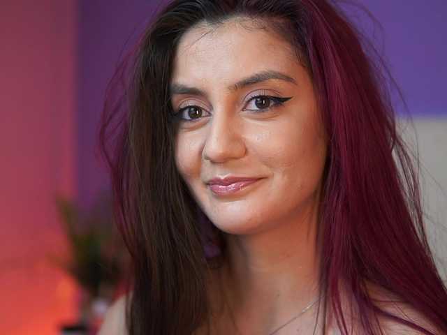 SabrinaHope's BongaCams show and profile