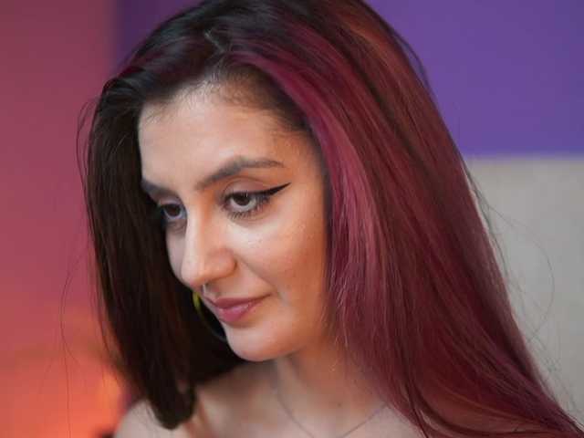 SabrinaHope's BongaCams show and profile