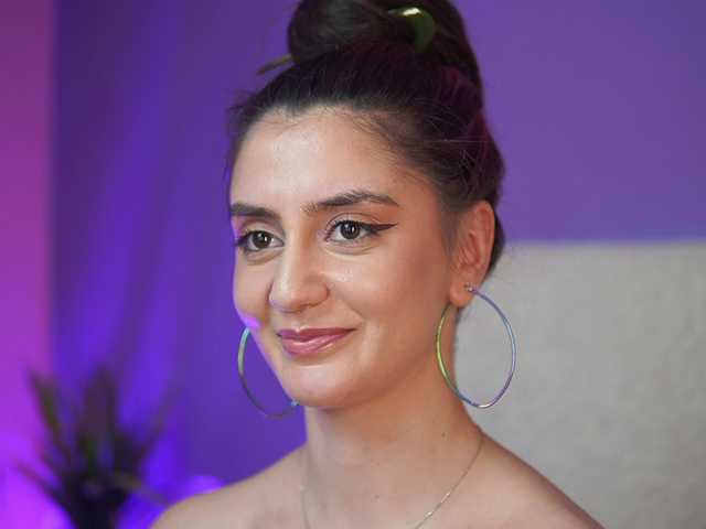 SabrinaHope's BongaCams show and profile