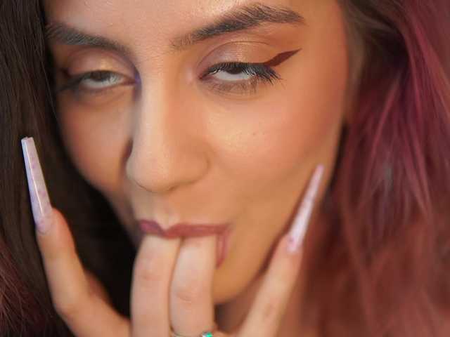 SabrinaHope's BongaCams show and profile