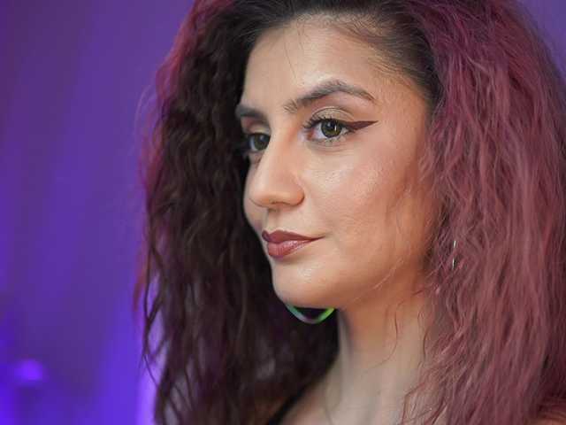 SabrinaHope live cam profile