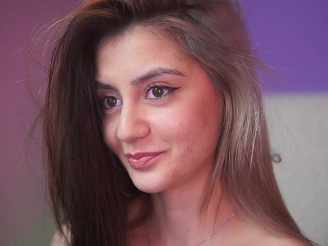 SabrinaHope's BongaCams show and profile