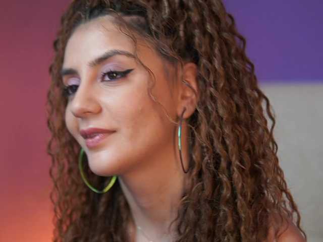 SabrinaHope's BongaCams show and profile