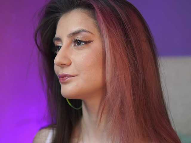 SabrinaHope's BongaCams show and profile