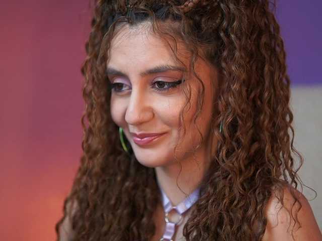 SabrinaHope's BongaCams show and profile