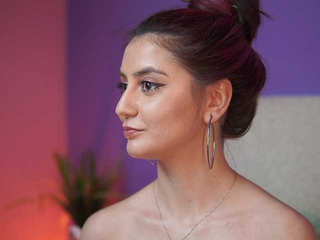 SabrinaHope's BongaCams show and profile