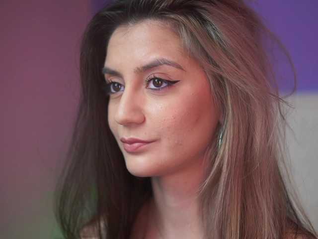 SabrinaHope's BongaCams show and profile