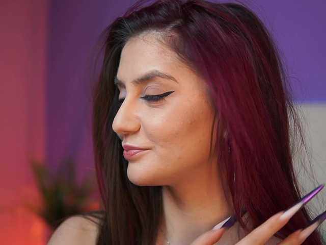 SabrinaHope's BongaCams show and profile