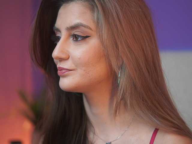 SabrinaHope's BongaCams show and profile