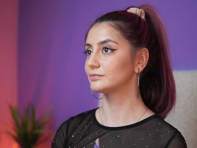 SabrinaHope's BongaCams show and profile