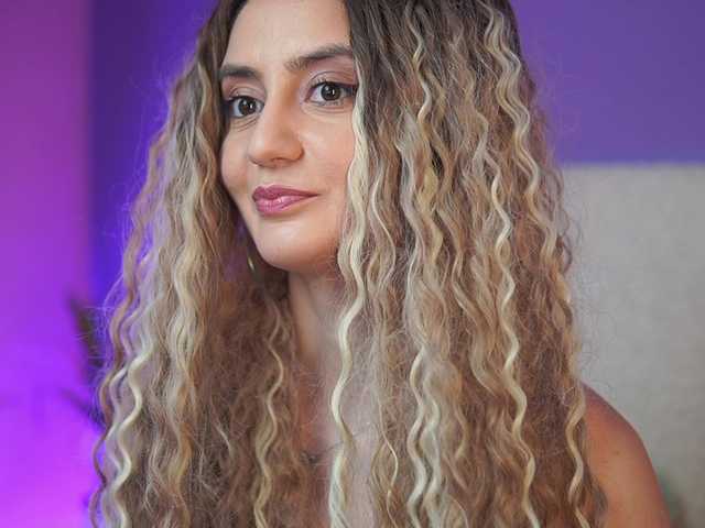 SabrinaHope's BongaCams show and profile