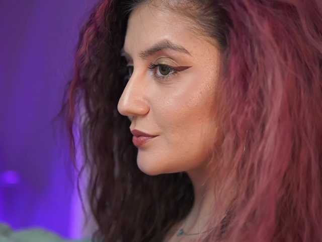 SabrinaHope's BongaCams show and profile