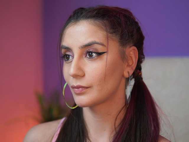 SabrinaHope's BongaCams show and profile