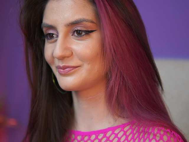 SabrinaHope's BongaCams show and profile