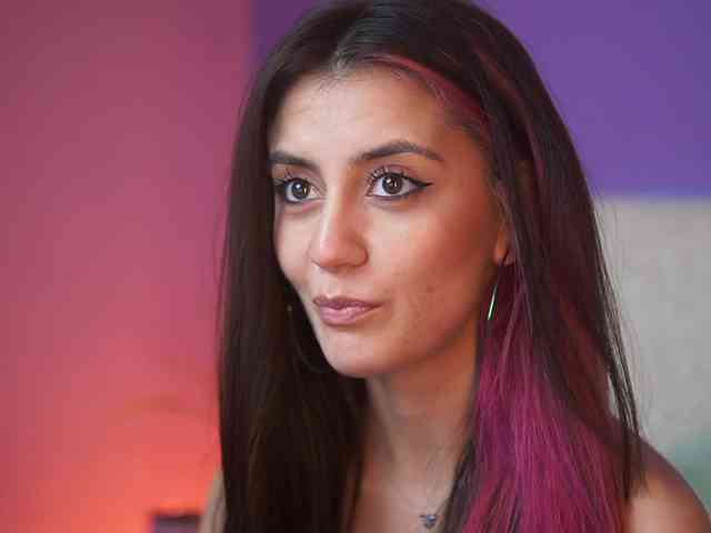 SabrinaHope Live Webcam on BongaCams