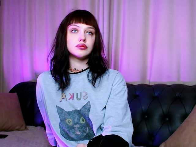 Pizda-Drozda's BongaCams show and profile