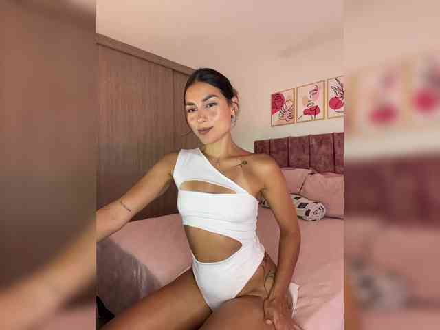 KimSummer webcam