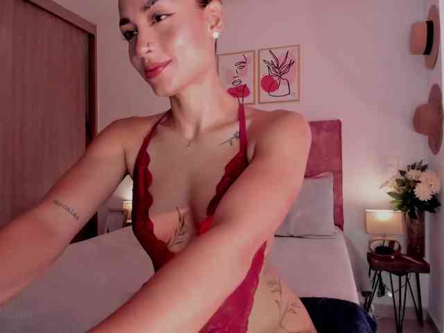 KimSummer webcam