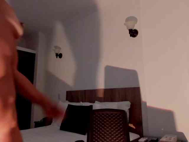 KimSummer webcam