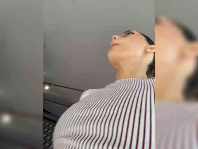 KimSummer webcam
