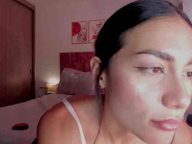 KimSummer webcam