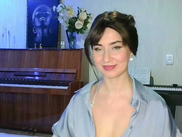 Charmingvenus11701's BongaCams show and profile