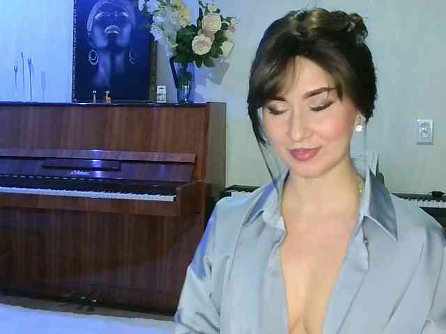 Charmingvenus11701 webcam