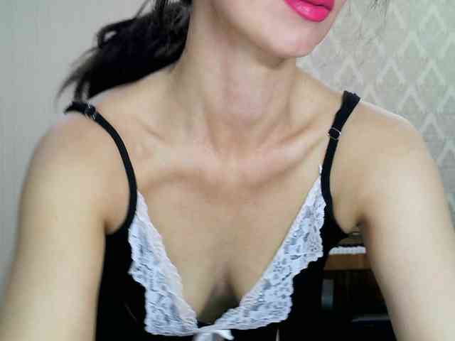 Charmingvenus11701 webcam
