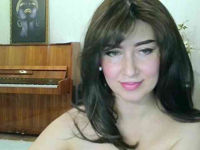 Charmingvenus11701 webcam