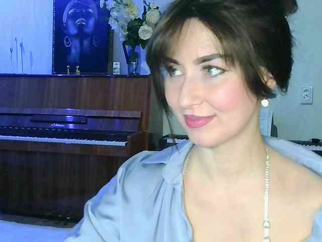 Charmingvenus11701 webcam