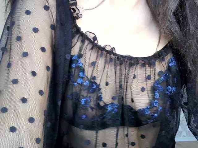 Charmingvenus11701 webcam