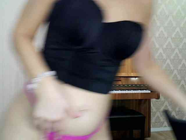 Charmingvenus11701 webcam