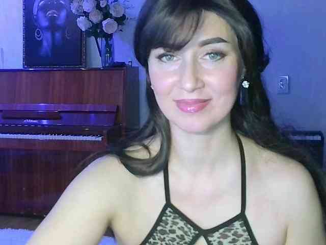 Charmingvenus11701 webcam