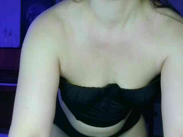 Charmingvenus11701 webcam