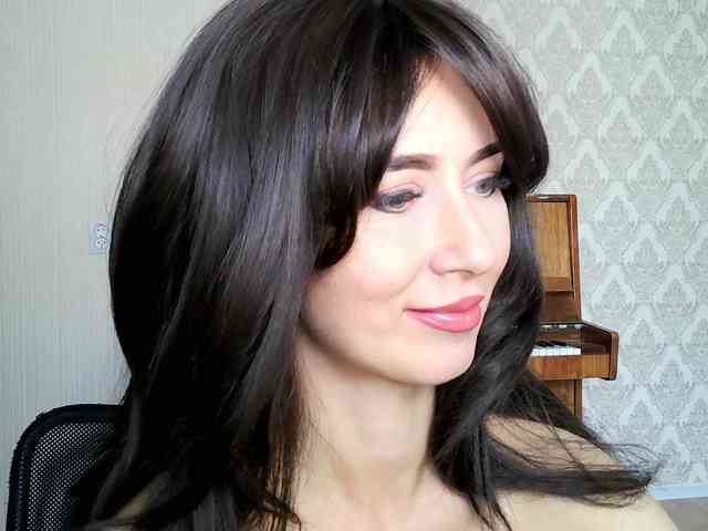 Charmingvenus11701 webcam
