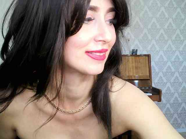 Charmingvenus11701 webcam