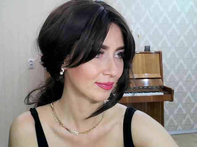 Charmingvenus11701 webcam