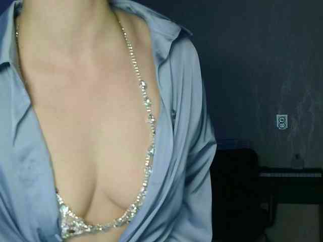 Charmingvenus11701 webcam