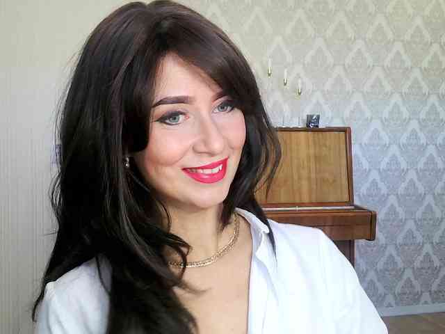 Charmingvenus11701 webcam