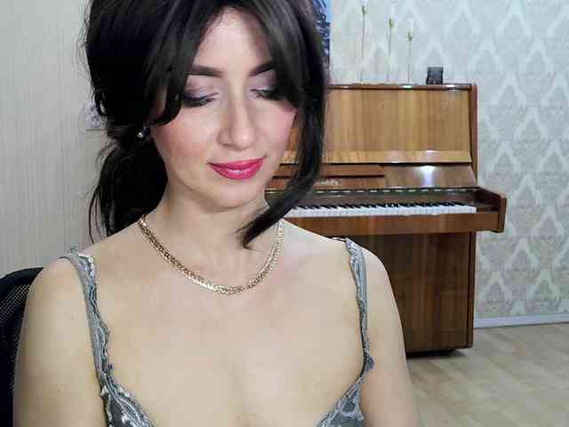 Charmingvenus11701 webcam