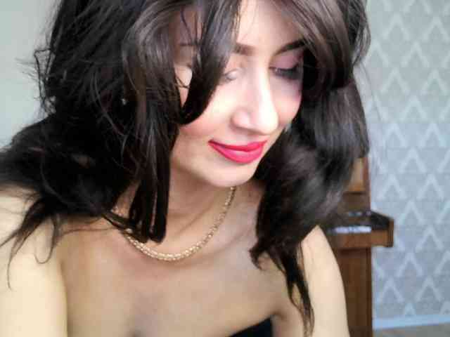 Charmingvenus11701 webcam