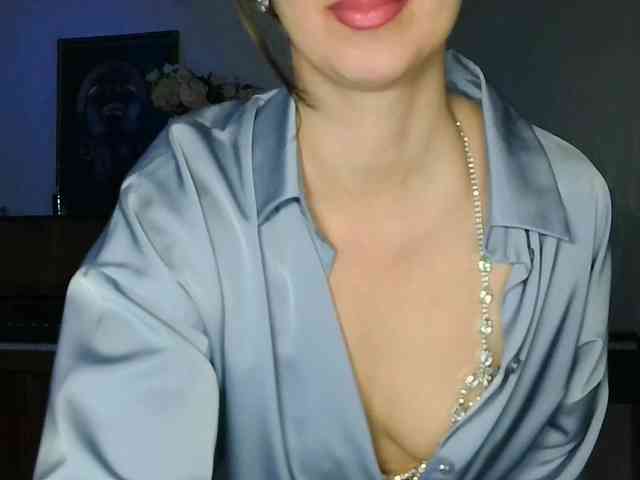 Charmingvenus11701 webcam