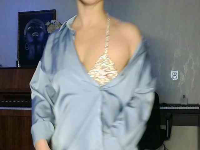 Charmingvenus11701 webcam