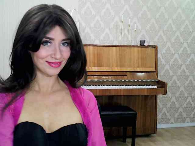 Charmingvenus11701 webcam
