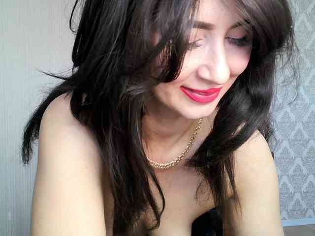 Charmingvenus11701 webcam