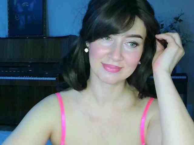 Charmingvenus11701 webcam