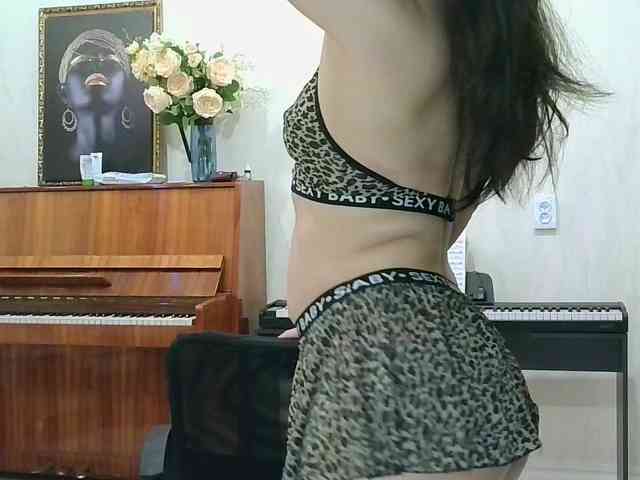 Charmingvenus11701 webcam