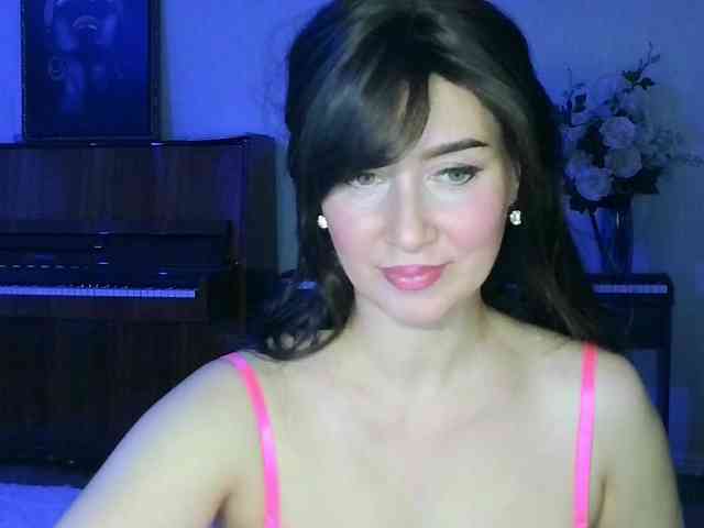 Charmingvenus11701 webcam