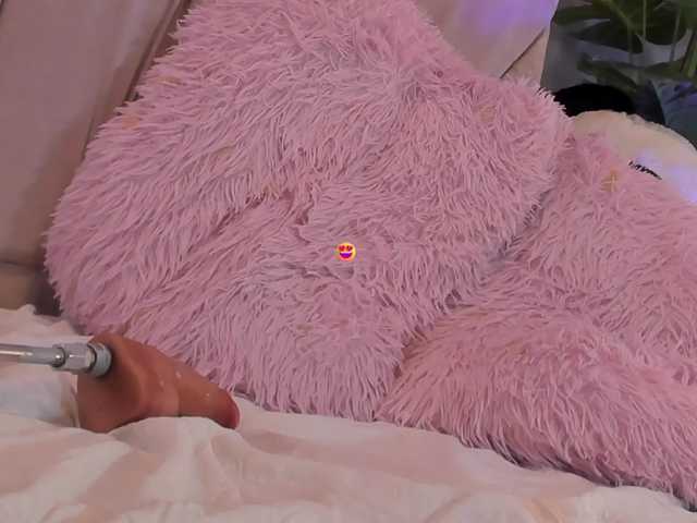 Antonellasmith0's BongaCams show and profile