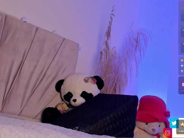 Antonellasmith0's BongaCams show and profile